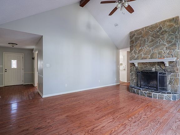 4th image of 4538 Golden Oaks Dr
