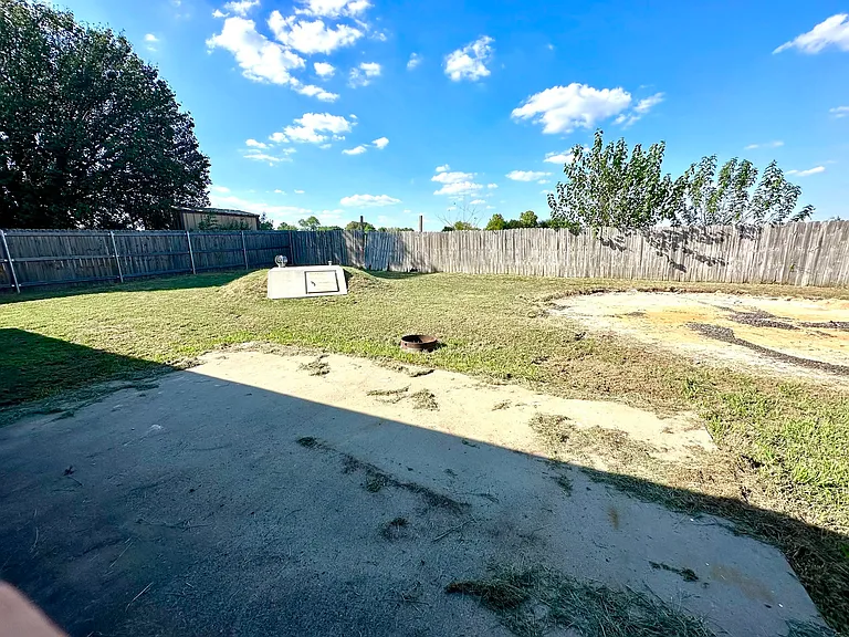 196 Aster St — Photo 18