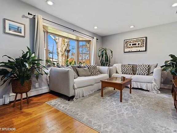5th image of 57 Shirley St