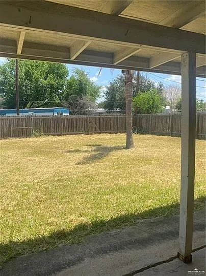 219 E Vine Ave — Photo 14