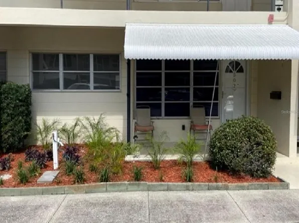4143 57th St N APT 502, Kenneth City, FL 33709