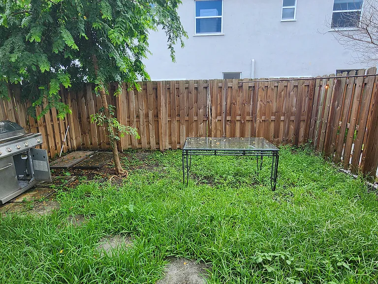 1866 SE 26th Rd — Photo 12