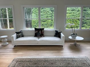 10 Shellfish Ln, East Hampton, NY 11937