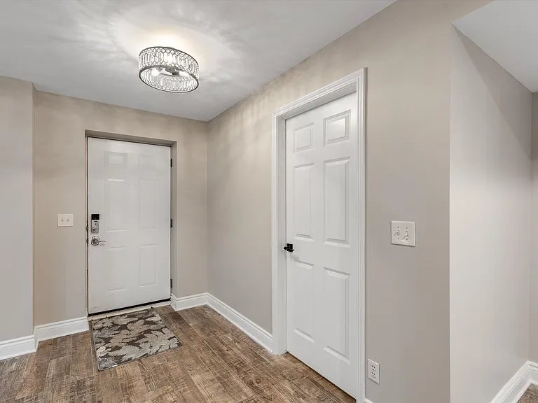 1113 N Old Woodward Ave #78 — Photo 8