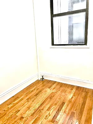 Rented by City Connections Realty | media 10