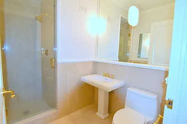 Rented by Manhattan Spaces