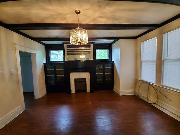4th image of 26 N Harrison Ave Floor 1