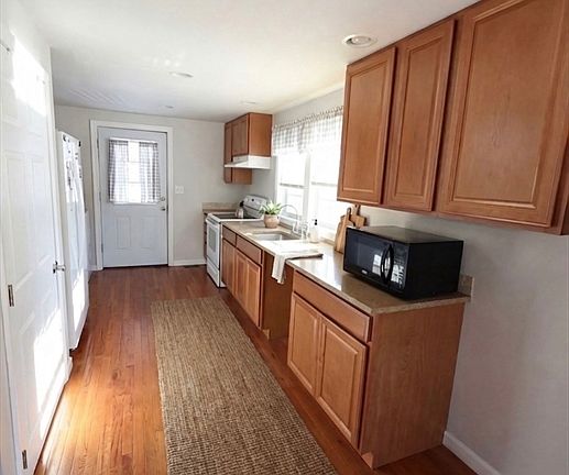 4th image of 66 Coleman St