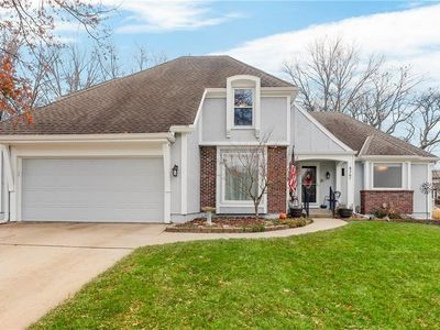 8267 W 116th Ter, Overland Park, KS, 66210