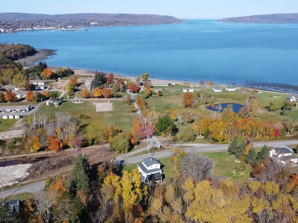 210 Highway 1, Smiths Cove, NS B0S 1S0