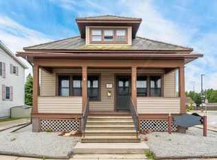 2122 Washington St, Two Rivers, WI 54241
