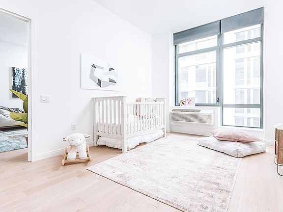 5th image of 160 1st St #611