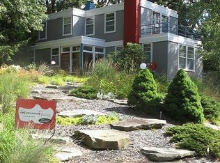 1738 Alexander Rd SE, East Grand Rapids, MI 49506