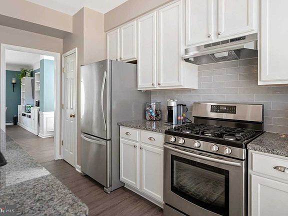 5th image of 16877 Jed Forest Ln