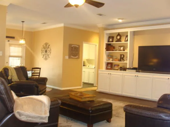 803 Birch Dr, Deridder, LA 70634