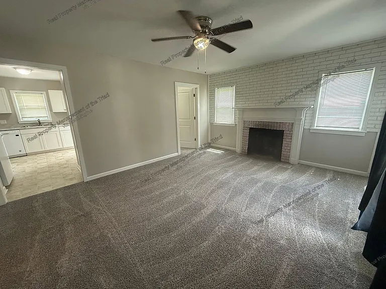 507 Lowdermilk St — Photo 2