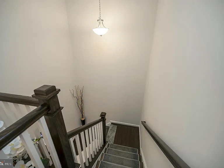 162 Shaded Valley Ct — Photo 19