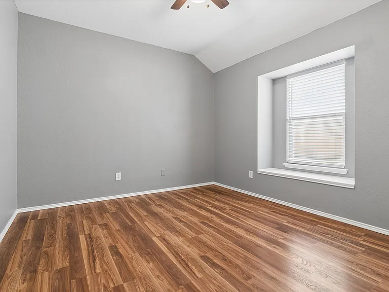 2657 Red Spruce Dr — Photo 14