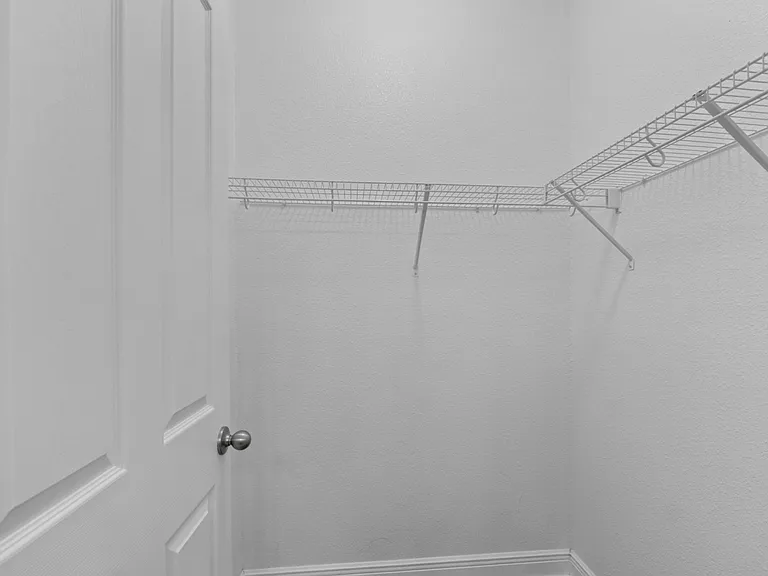 206 Aberdeen St — Photo 17