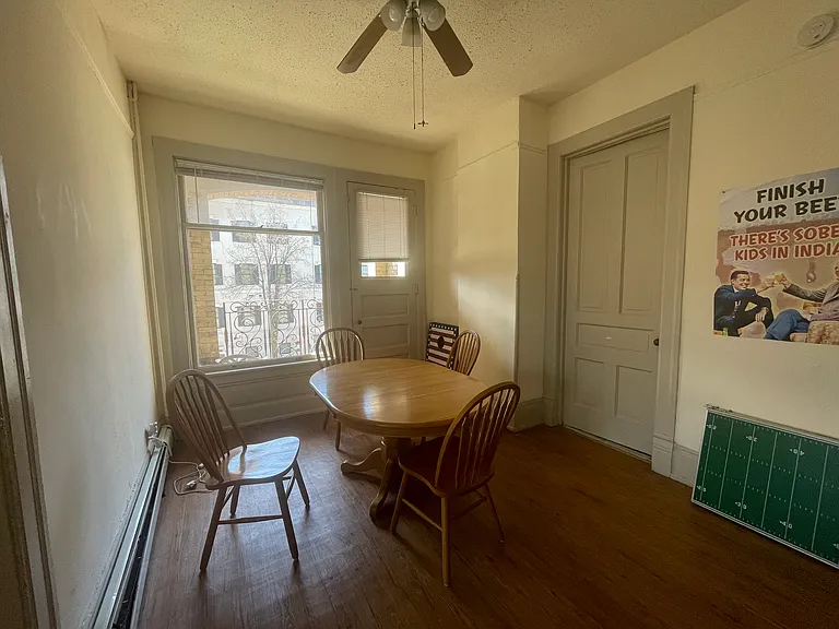 1305 N Milwaukee St — Photo 32