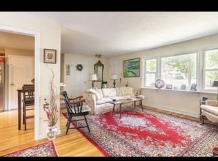 64 School St, Wayland, MA 01778