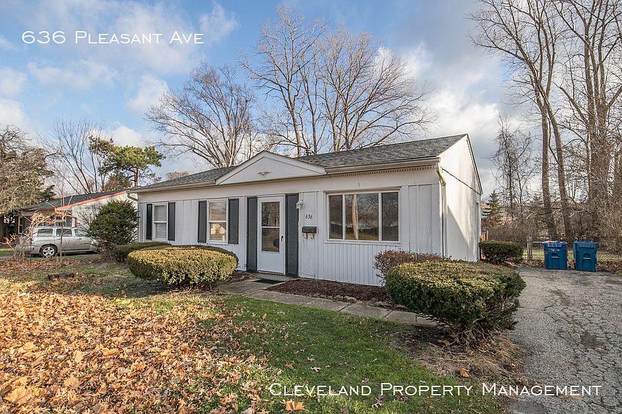 1st image of 636 Pleasant Ave