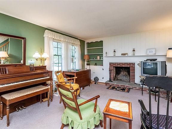 5th image of 167 Snug Haven Ct
