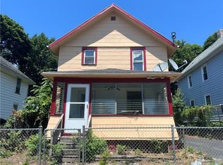 78 Fairbanks St, Rochester, NY 14621