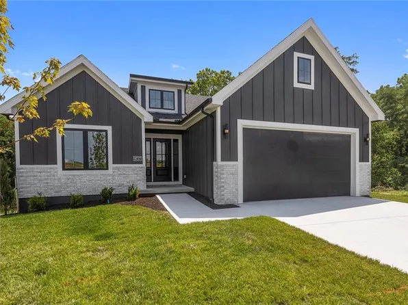 9727 N Montclair Ave N, Kansas City, MO 64153