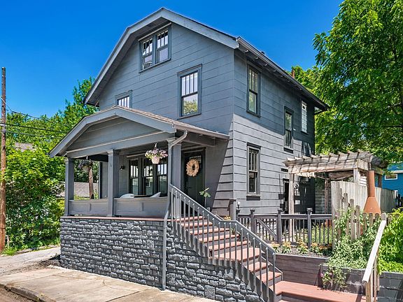 2nd image of 2978 Findley Ave