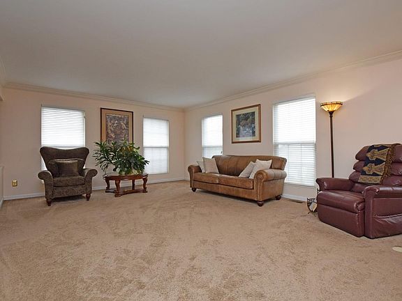 5th image of 1557 Williamson Dr