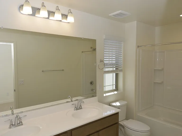 1306 W Sparrow Dr — Photo 8