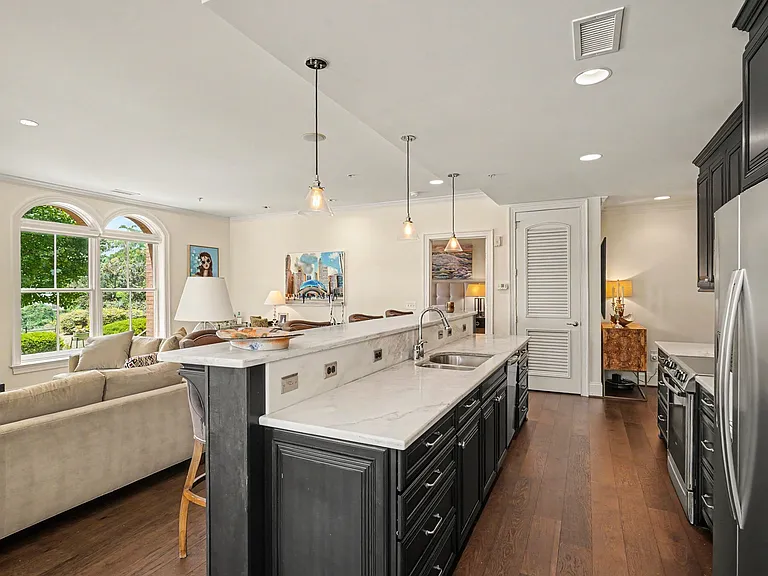 710 Independence Pl #107 — Photo 8