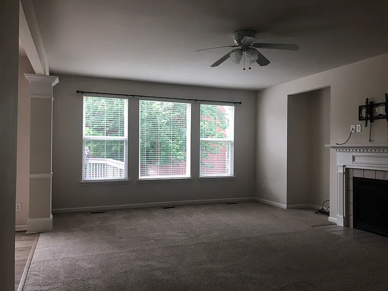 716 Arbor Springs Dr — Photo 8