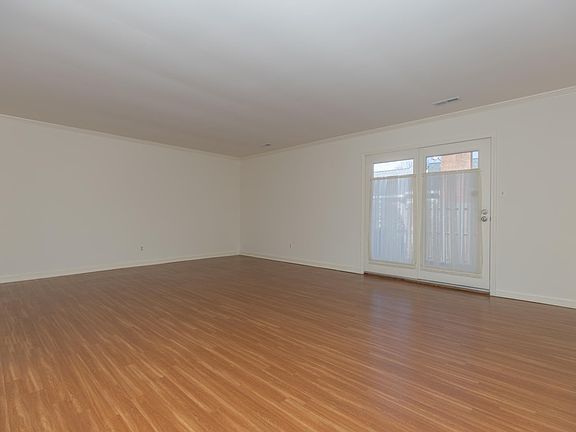5th image of 728 Kingswood Dr N