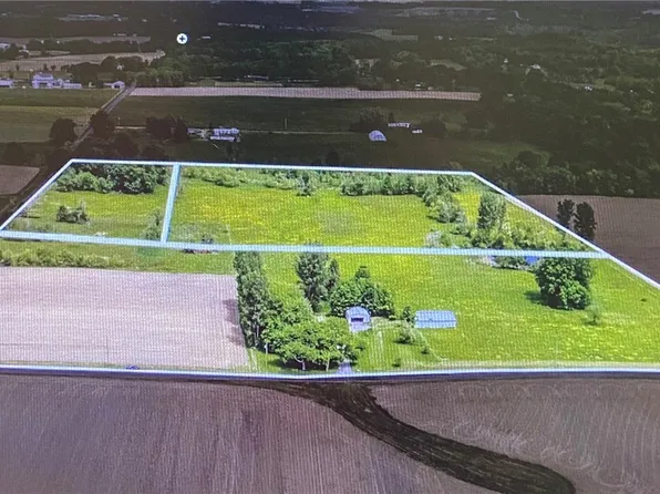 858 Beard Rd, East Palestine, OH 44413