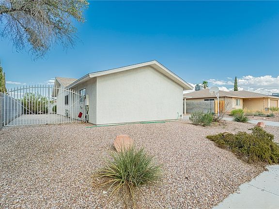 3rd image of 201 Bradshaw Way
