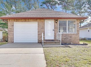 51 Sycamore Rd, Manahawkin, NJ 08050