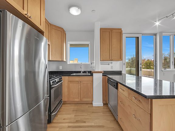 3rd image of 811 5th Ave APT 602
