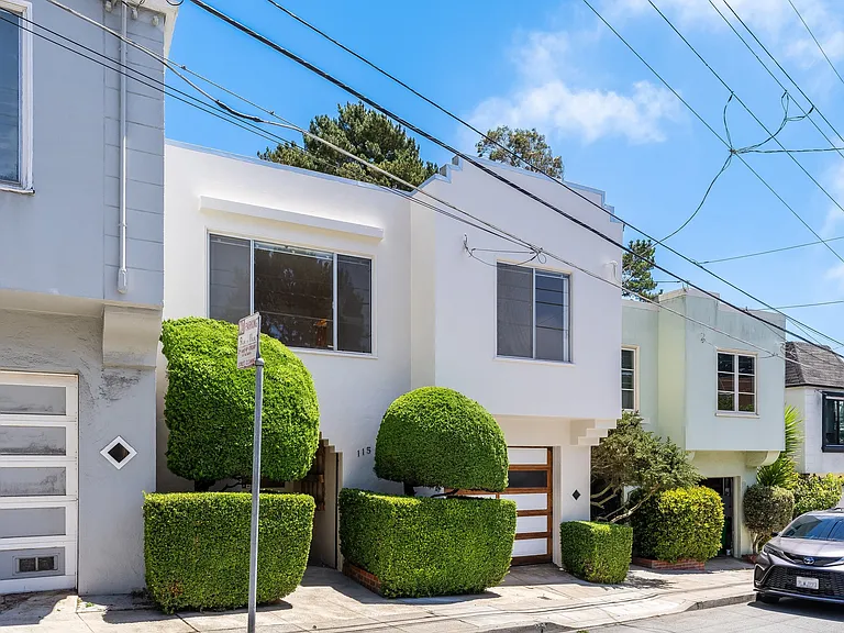 115 Farnum St — Photo 1