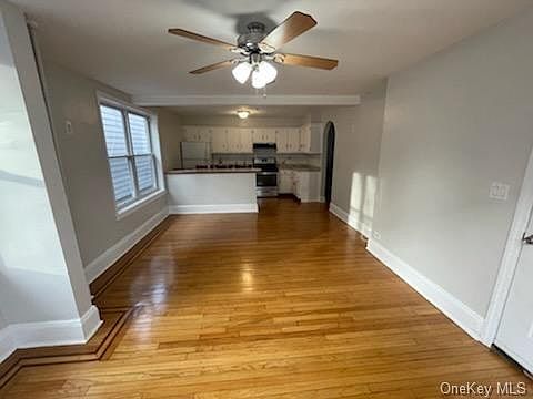 3rd image of 279 E 235th St