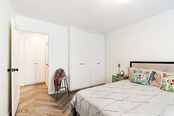Sold by Rich Associates Real Estate LLC | media 7