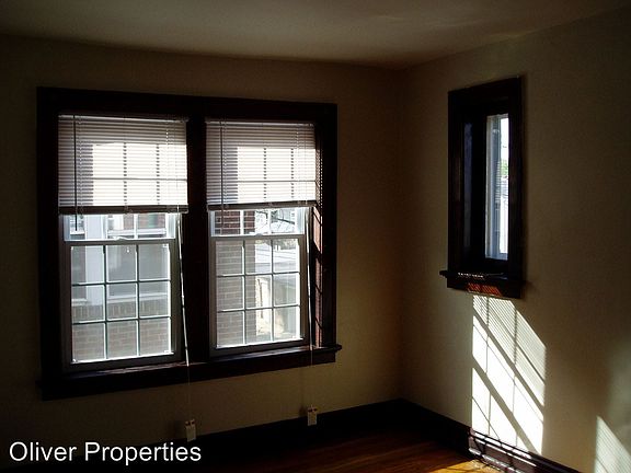 4th image of 4225 Ellenwood Ave APT 204