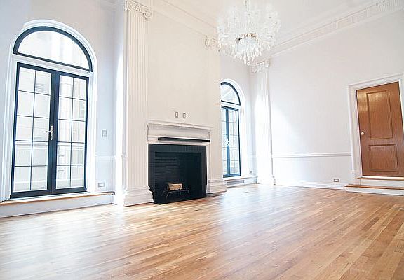 5th image of 150 W 58th St APT 13S