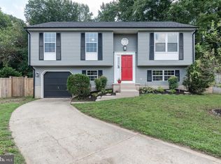 359 Nature Walk Ln, Pasadena, MD 21122