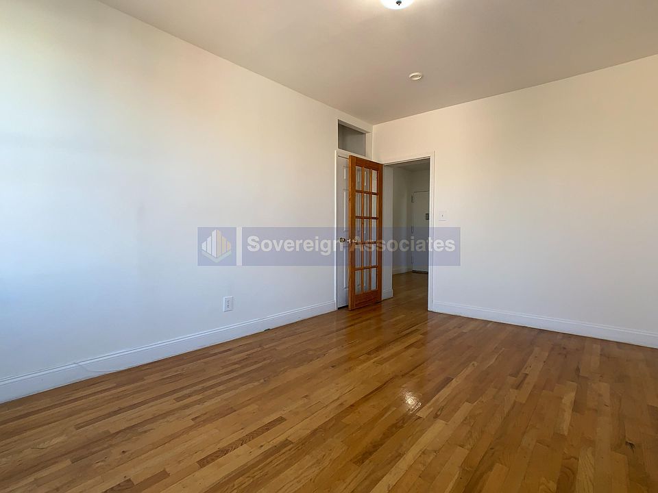 1st image of 3620 Broadway #66