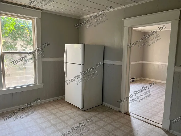 1314 Clark St — Photo 2