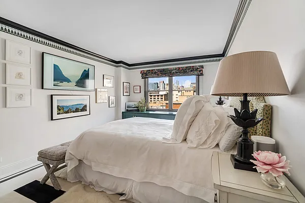 Sold by Compass | media 11