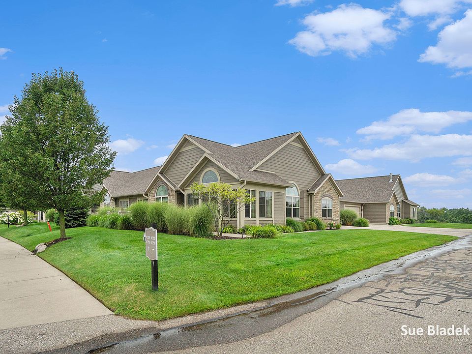 1st image of 1251 Riverview Dr