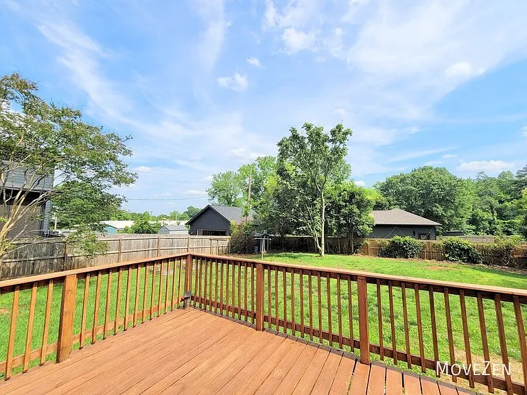 3819 Plainview Rd — Photo 8